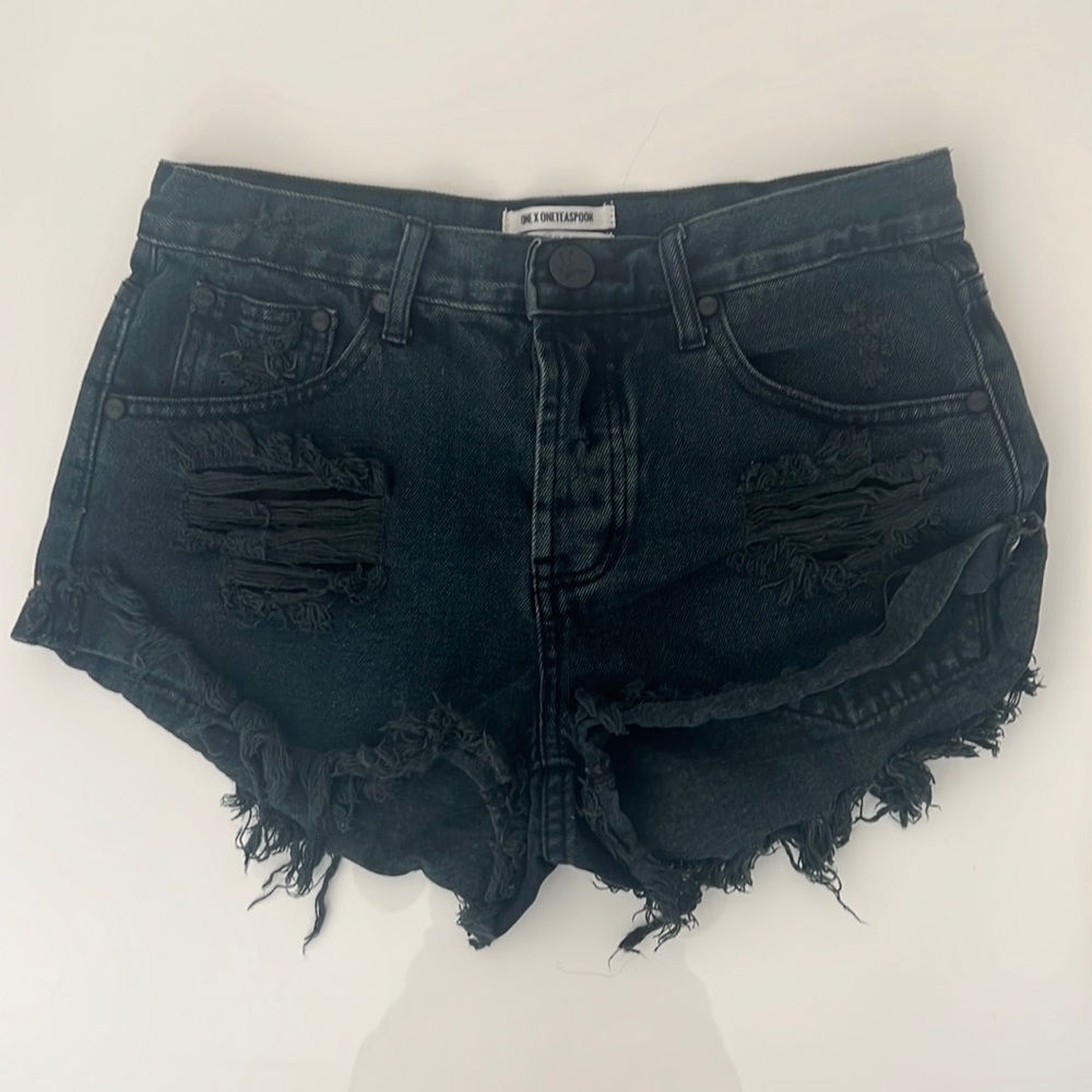 Woman’s Black Denim Shorts Size 26- ONE X ONETEASPOON
